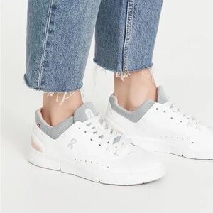 On Running Women's Sneakers in White Blueish gray and light pink